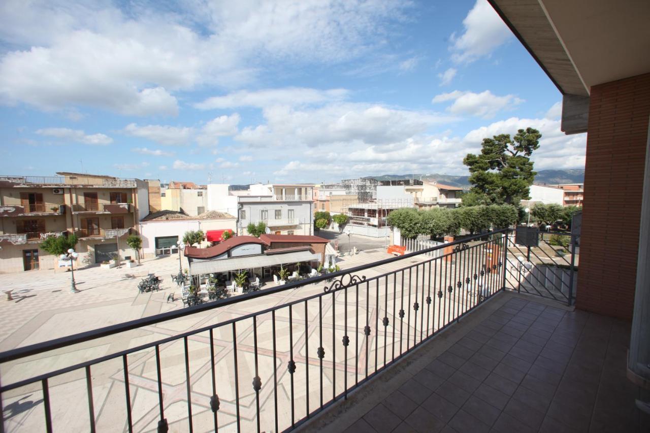 B&B Corso Roma Apricena Exterior foto